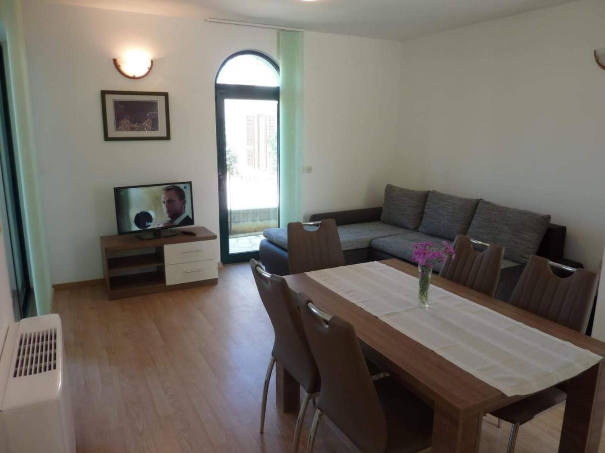 Apartments Mlikota Zaton  Kültér fotó